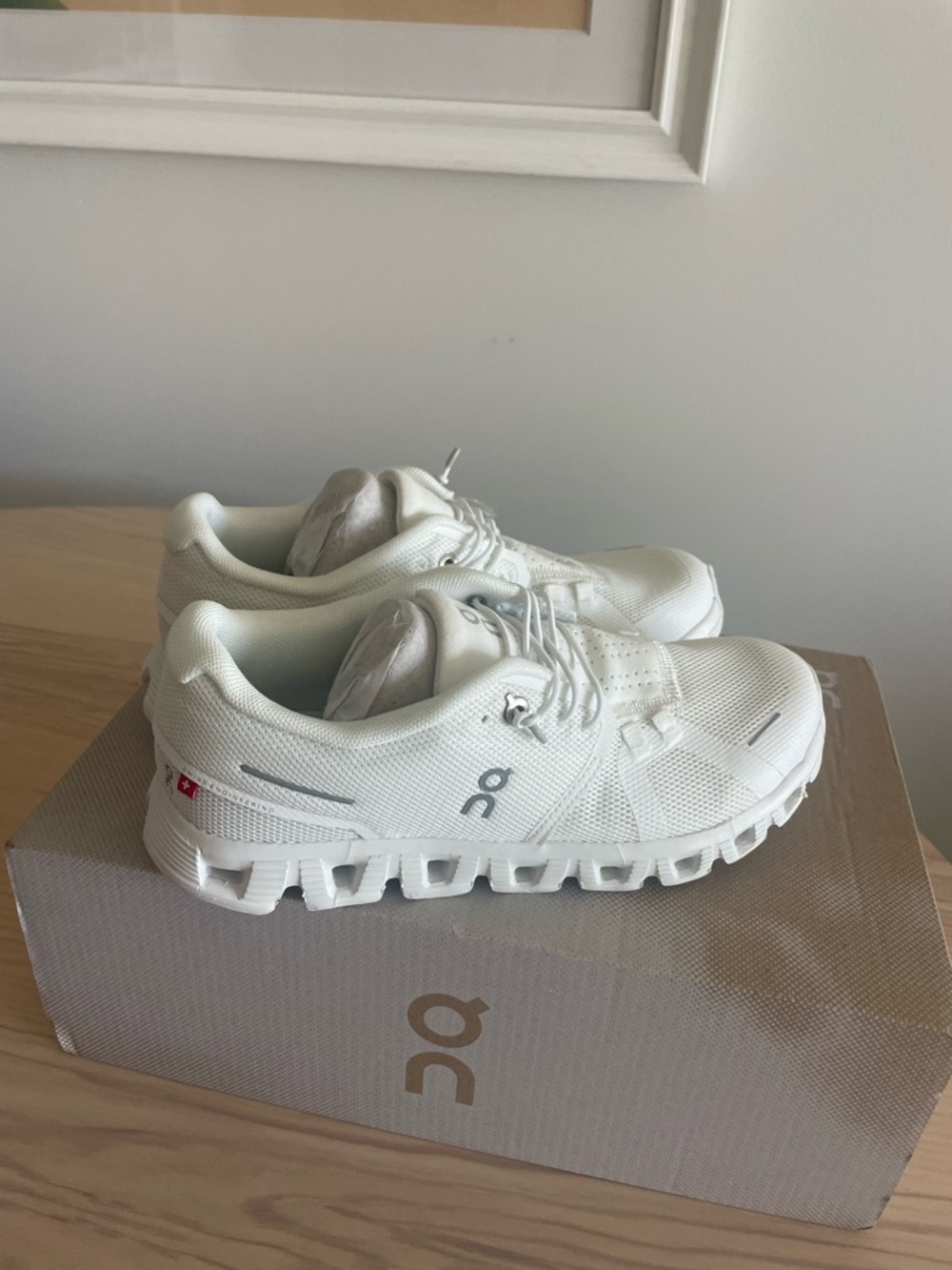 On Running Women’s Sneakers in White